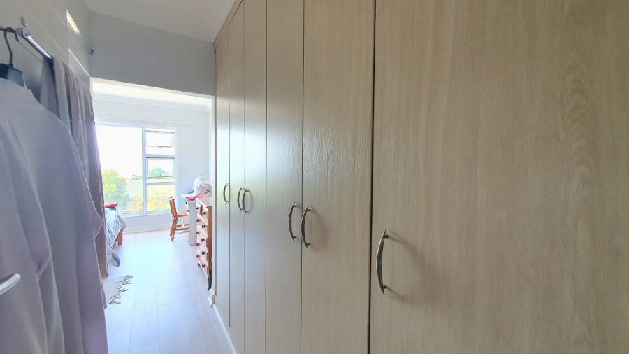 2 Bedroom Property for Sale in Dana Bay Western Cape